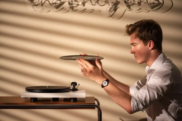 Pro-Ject Debut Carbon EVO - Zeit für Evolution
