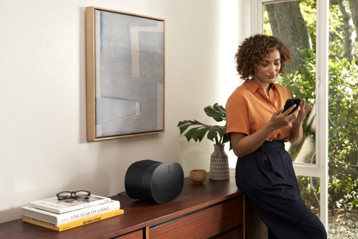 Sonos Era 300 Premium Smart Speaker - Bluetooth, WLAN, Airplay 2 – Bild 2